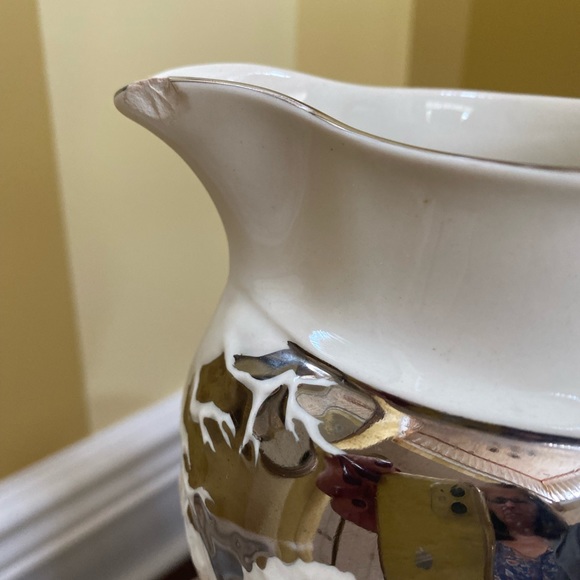 Vintage Wedgewood pitcher, white with silver, fox hunting scene with dog handle, - Picture 7 of 13